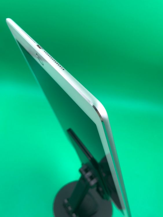 �����礤���� iPad Air ��2���� Wi-Fi+Cellular 16GB  docomo ��