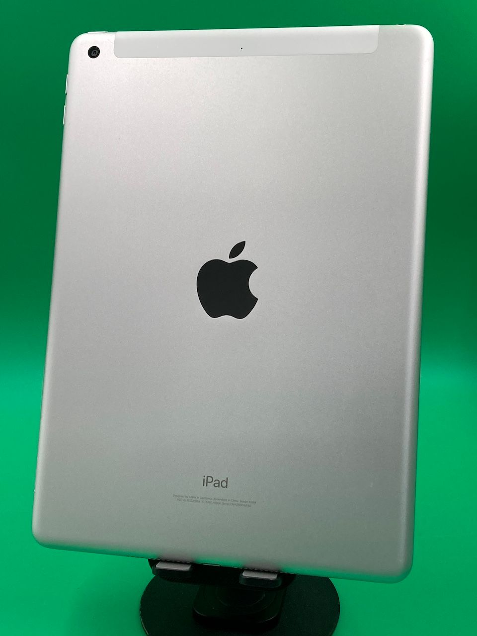 iPad 第6世代 32GB Wi-Fi＋Cellular KDDI ムスビー｜☆美品 iPad 第6世代 Wi-Fi + Cellular 32GB 最大容量