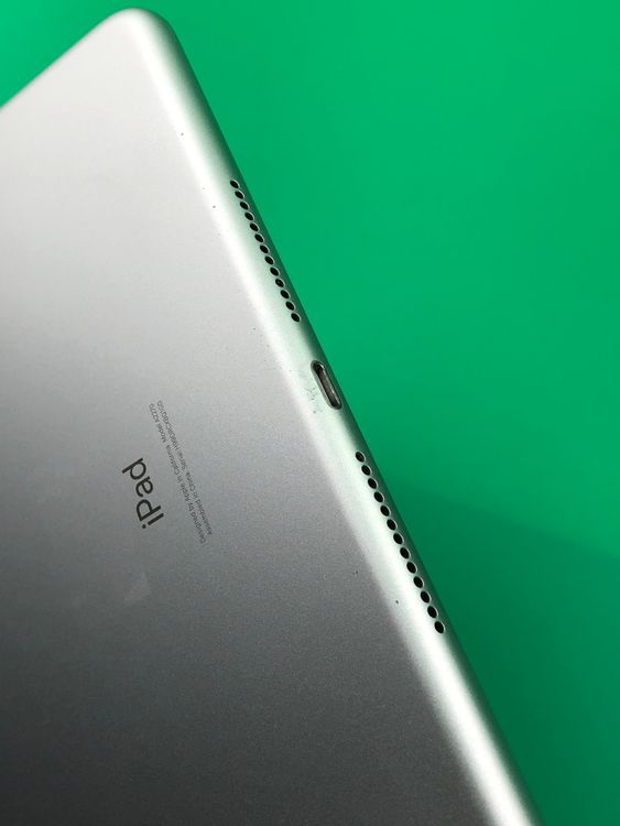 ������ iPad ��8���� Wi-Fi 32GB ����С� MYLA2J/A ��������72%