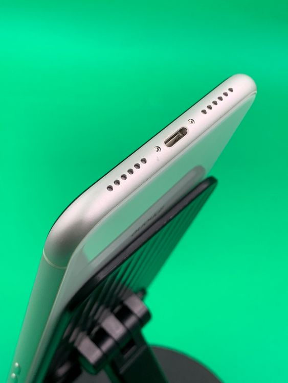  iPhone XR 64GB  SIMե꡼ 91% KDDI 