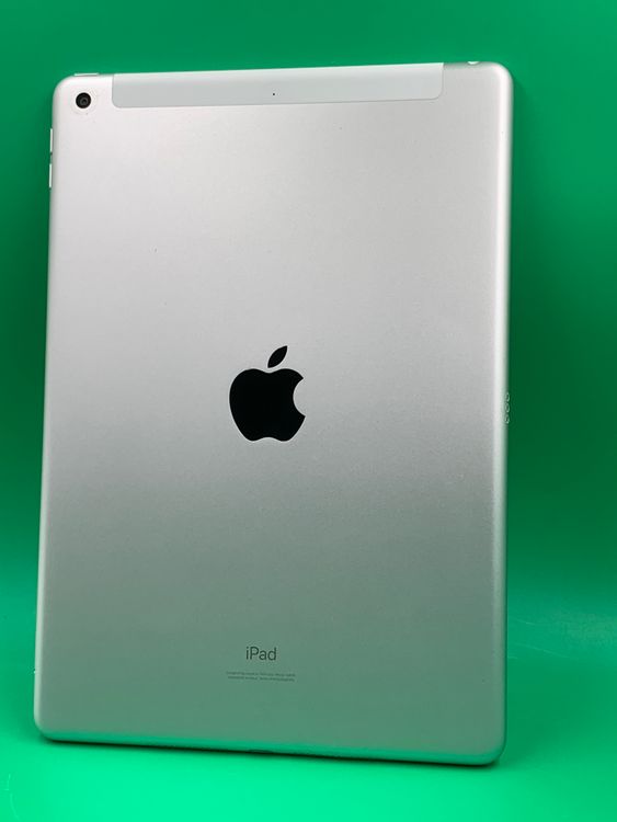 ������ iPad ��8���� Wi-Fi+Cellular 32GB ��������92% KDDI�� H2