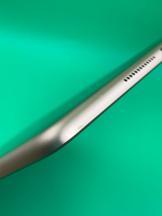 ������ iPad ��7���� Wi-Fi 32GB �������