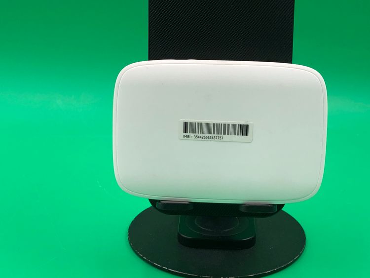 ������ Rakuten WiFi Pocket Platinum �� ���������ɹ� �� �ۥ磻��