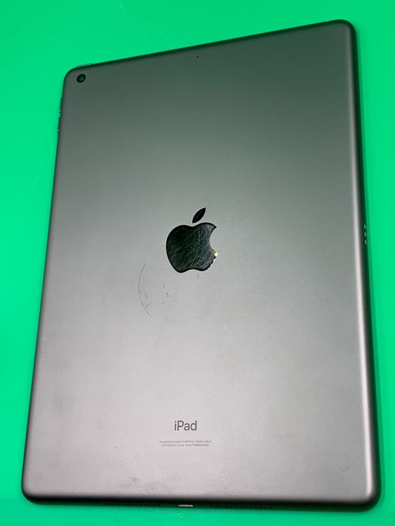 ����� iPad ��9���� Wi-Fi 64GB ���ڡ������졼 ��� ������