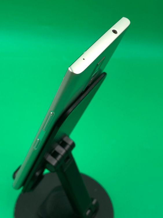 ���������� URBANO V04 64GB SIM�ե꡼ ���������ɹ�  au �� H2