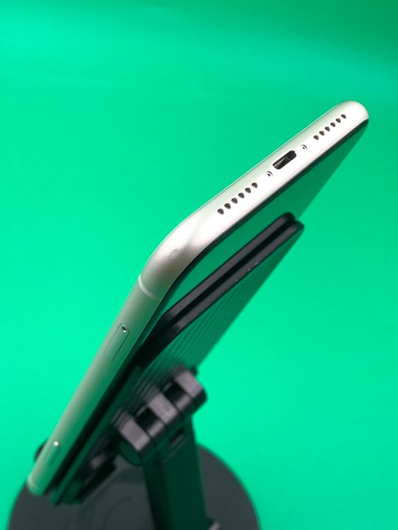 ������󥯡������ƥ��١��������å� iPhone 11 64GB KDDI �� H2