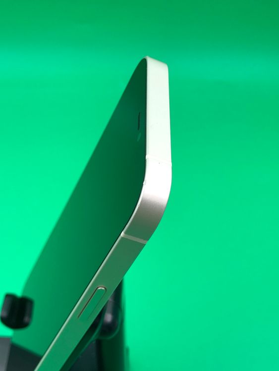 ���ѥͥ롦�Хåƥ꡼���� iPhone 12 128GB SIM�ե꡼ ��������100%