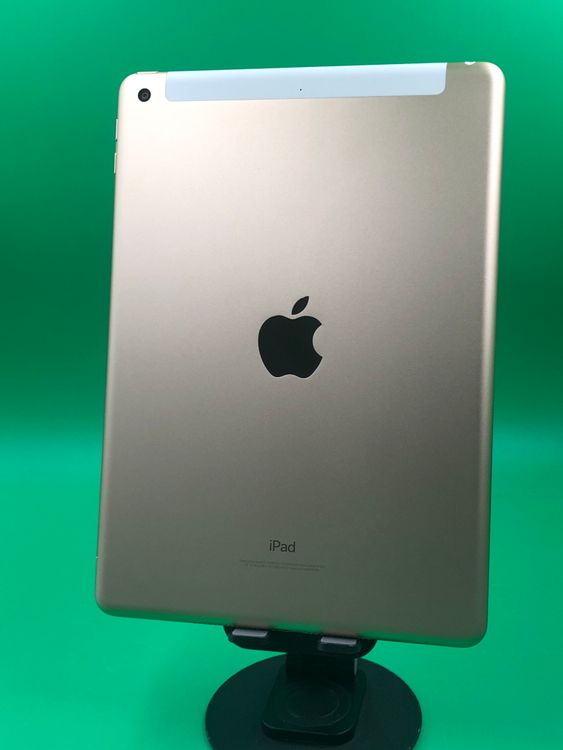 �������� iPad ��5���� Wi-Fi+Cellular 32GB �������  KDDI
