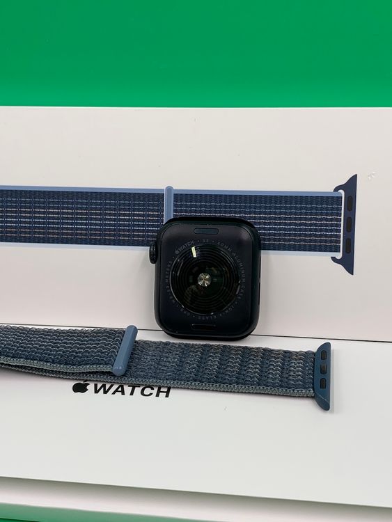 ����� Apple Watch SE ��2���� GPS��ǥ� 40mm 32GB �ߥåɥʥ���