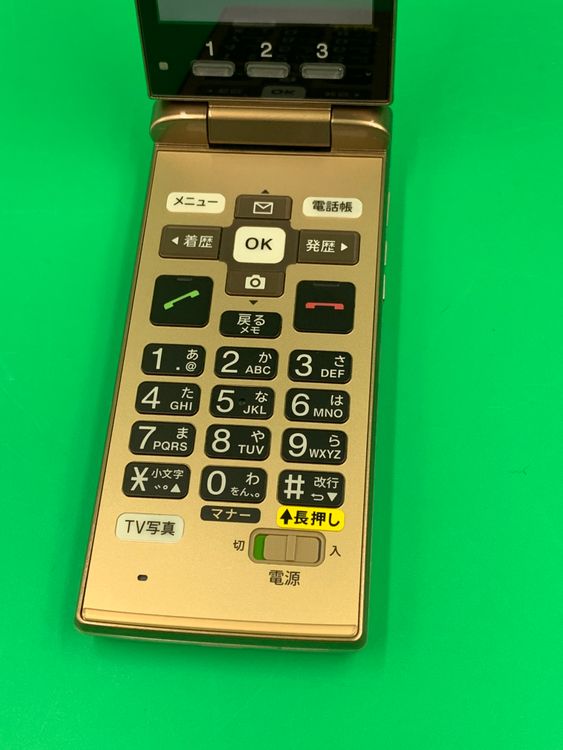 ������ ���󤿤󥱡����� KYF38 4GB �������  KDDI ��