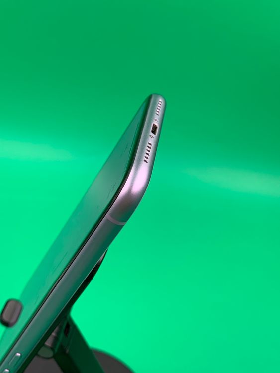 �����礤���� iPhone 11 64GB �ѡ��ץ� SIM�ե꡼ ��������84%