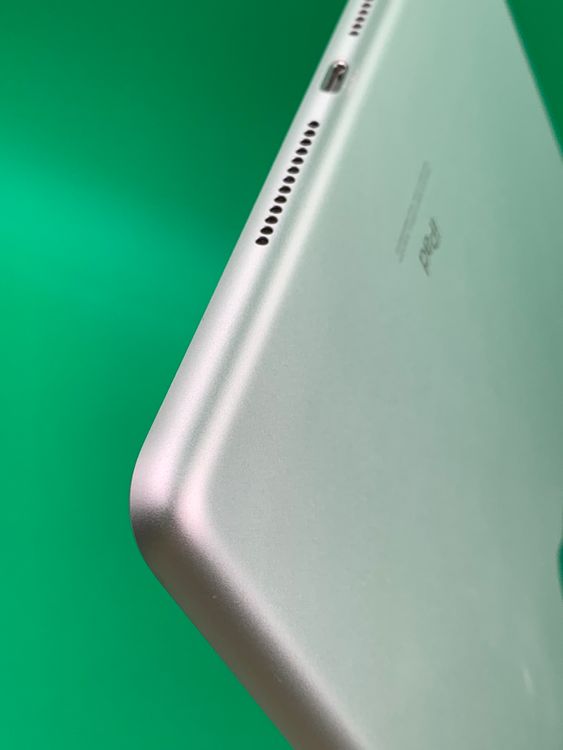 ������ iPad ��8���� Wi-Fi 32GB ��������80% MYLA2J/A ����С�