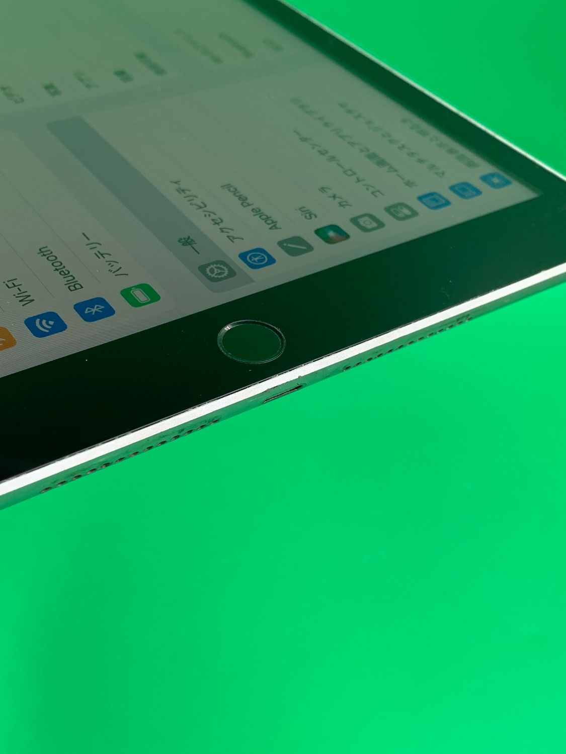 ムスビー｜☆パネル・バッテリー新品 iPad 第9世代 Wi-Fi 64GB