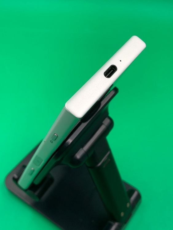 �����礤���� Xperia XZ1 Compact 32GB SIM�ե꡼ docomo ��