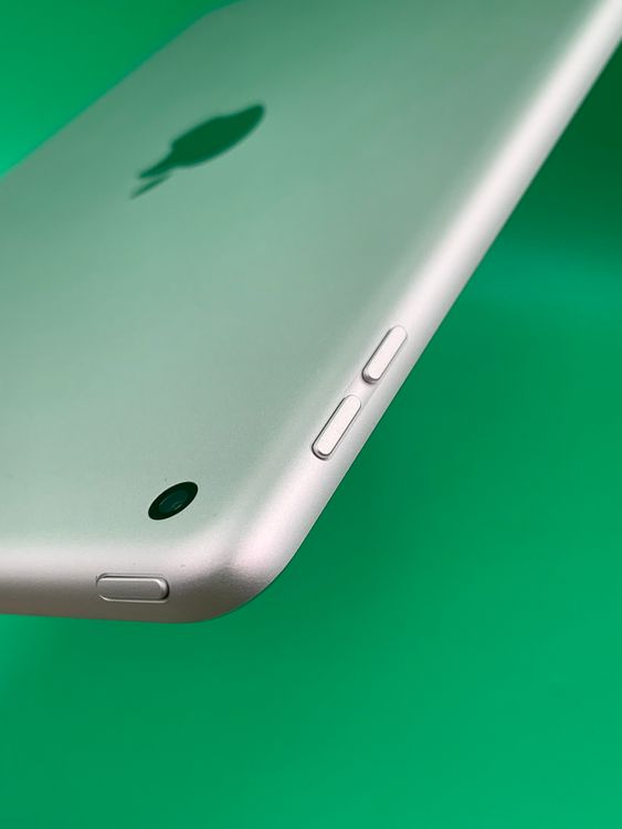 ������ iPad ��8���� Wi-Fi 32GB  MYLA2J/A ����С�