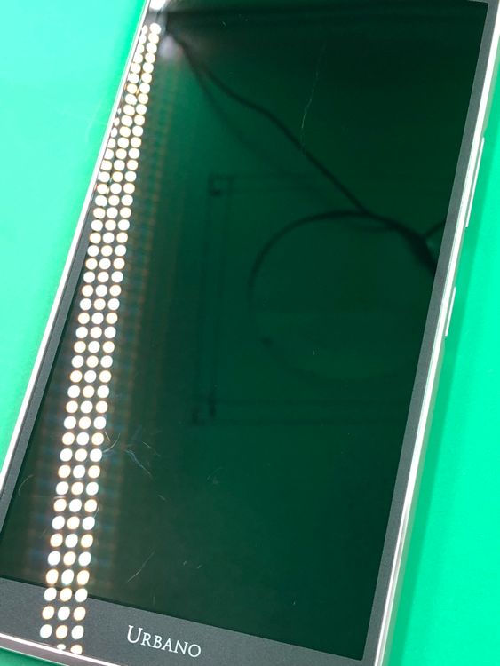 ������ URBANO V04 64GB SIM�ե꡼ ���������ɹ� �ʰ�SIM�� au ��