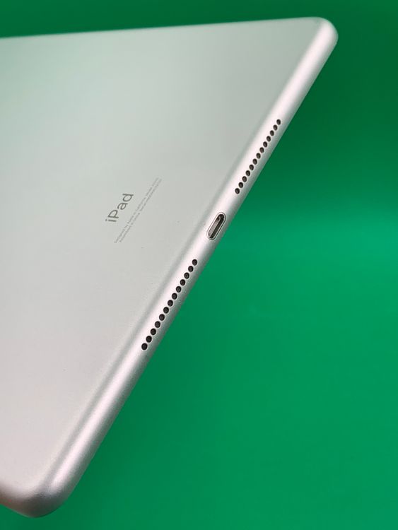 ������ iPad ��8���� Wi-Fi 32GB ����С� H2