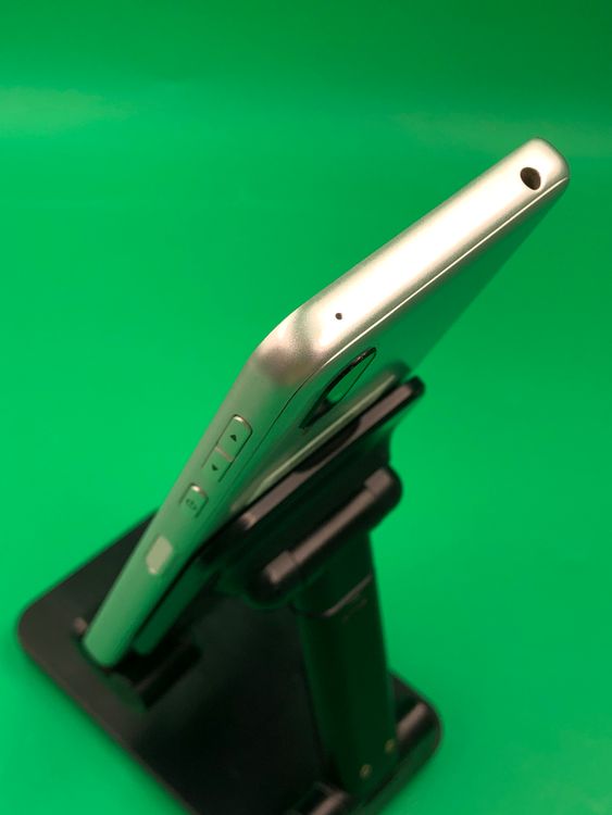 �����礤���� BASIO active 64GB �ۥ磻�� SIM�ե꡼ KDDI ��