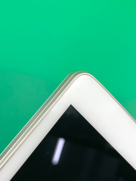 �����礤���� Qua tab PX 16GB �ۥ磻�� SIM�ե꡼ au �� LGT31