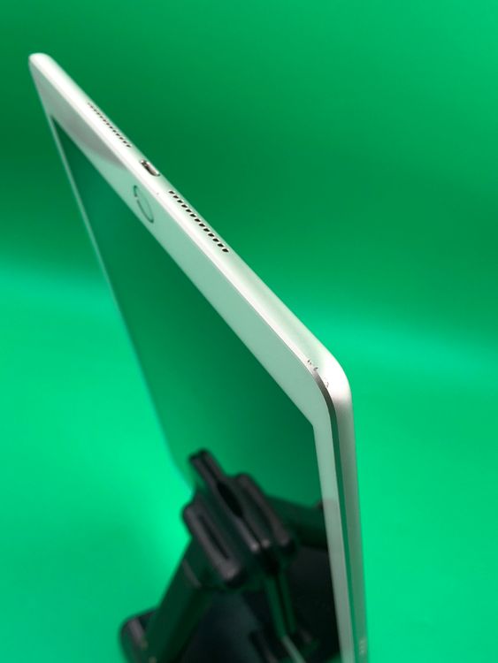 ����� iPad ��7���� Wi-Fi+Cellular 32GB SIM�ե꡼ au ��