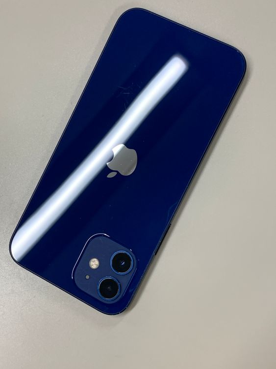 ���Хåƥ꡼���� iPhone 12 128GB �֥롼 ��������100%  Softbank ��