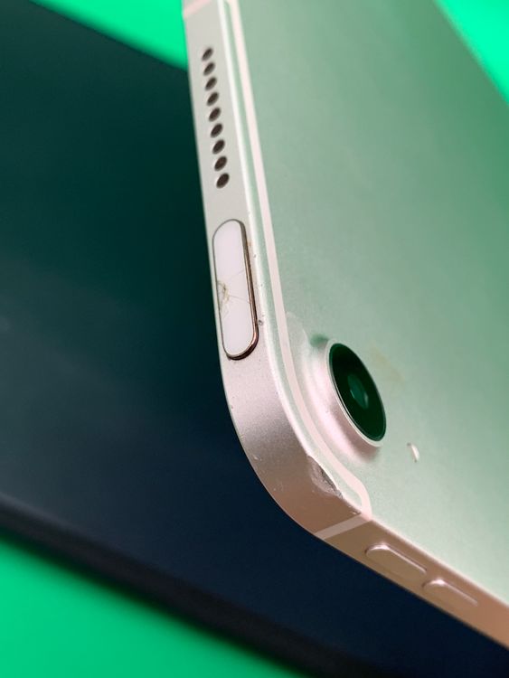 �������� iPad Air ��5���� Wi-Fi+Cellular64GB SoftBank�� H2