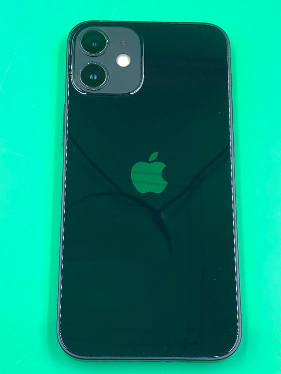 ���Хåƥ꡼���� iPhone 12 mini 128GB �֥�å� KDDI ��