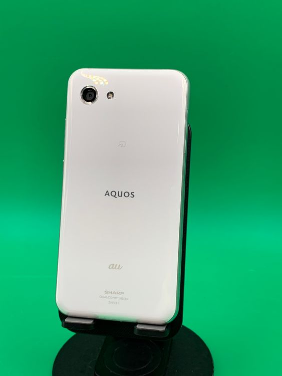 ������ AQUOS R compact 32GB �ࡼ��ۥ磻��SIM�ե꡼ KDDI ��