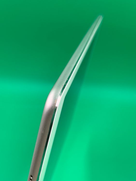 ���Хåƥ꡼���� iPad Air ��2���� Wi-Fi 64GB ����С� ��������100%