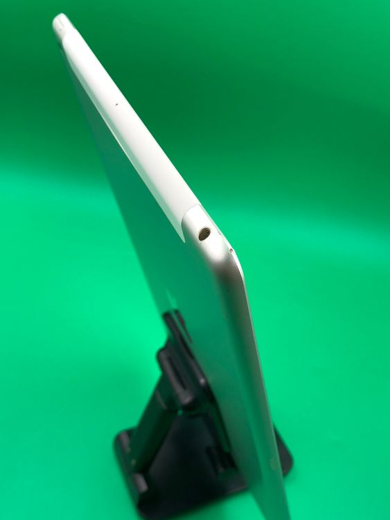 ����� iPad ��7���� Wi-Fi+Cellular 32GB SIM�ե꡼ au ��