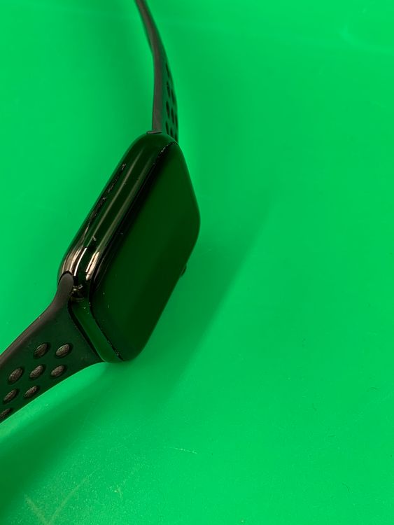 �վ��ѥͥ뿷�� Apple Watch Series4 44mm GPS+Cellular 16GB