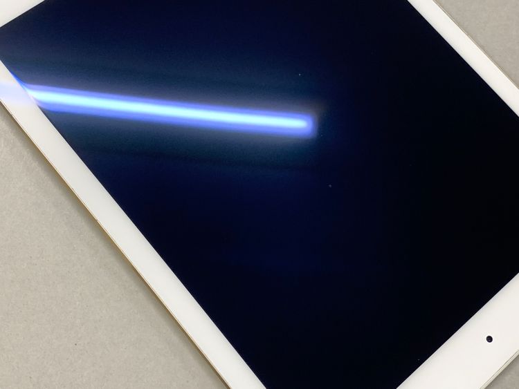 ���Хåƥ꡼���� iPad Air ��2���� Wi-Fi+Cellular 16GB ������� H2