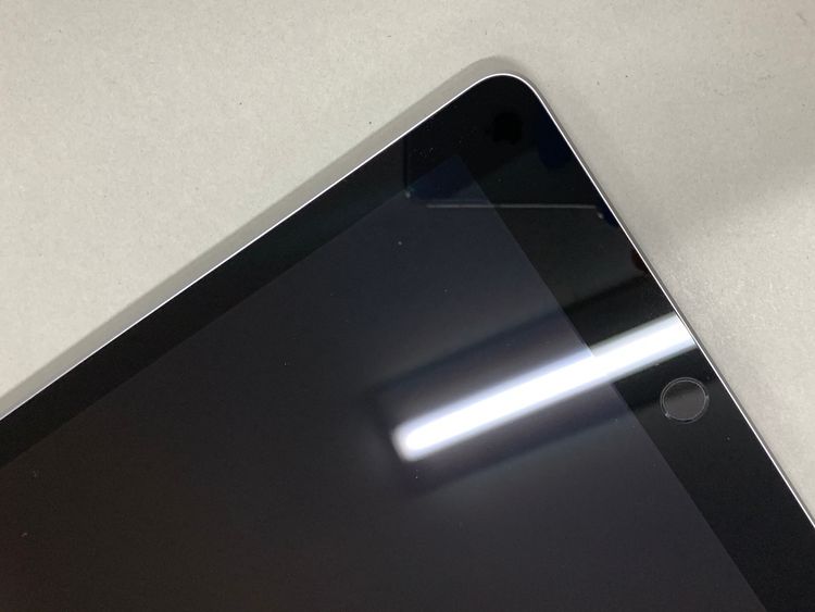 ������ iPad ��6���� Wi-Fi+Cellular 128GB ���ڡ������졼 KDDI ��