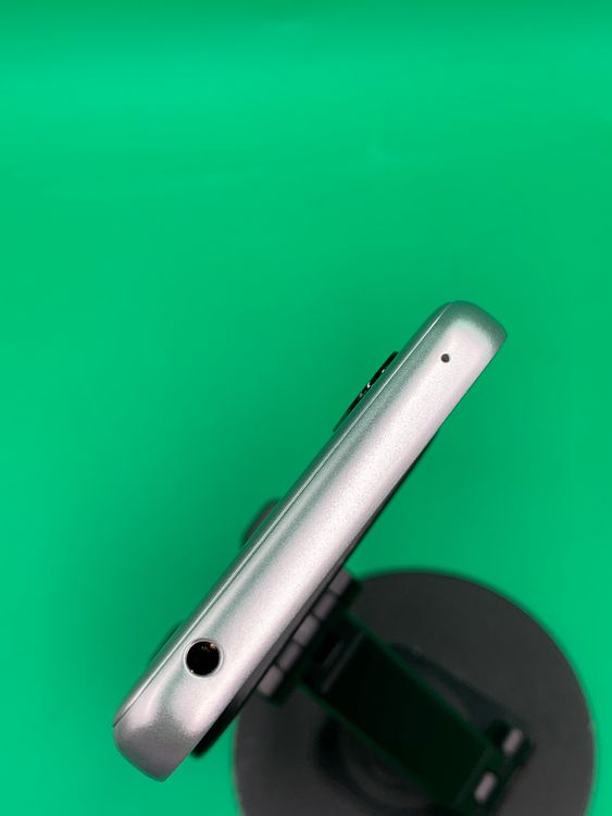  BASIO active 64GB С SIMե꡼ ʰSIM KDDI 