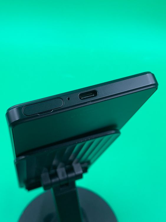 �����礤���� Xperia 1 IV 256GB �֥�å� KDDI �� SOG06