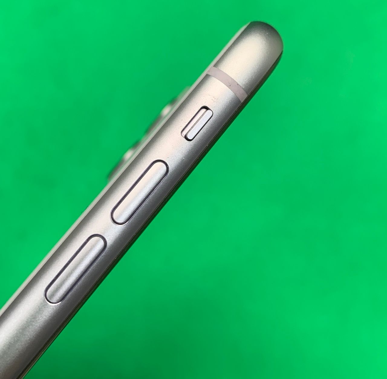 ムスビー｜☆美品 iPhone 11 128GB SIMロック解除済み 最大容量92 