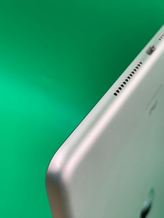 ���������� iPad ��9���� Wi-Fi+Cellular 64GB SIM�ե꡼ ����С� H2