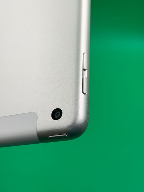������ iPad ��9���� Wi-Fi+Cellular 64GB SIM�ե꡼
