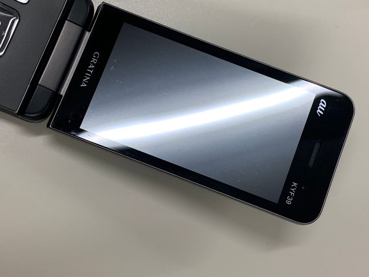 �����礤���� GRATINA KYF39 4GB �֥�å� SIM�ե꡼ KDDI ��