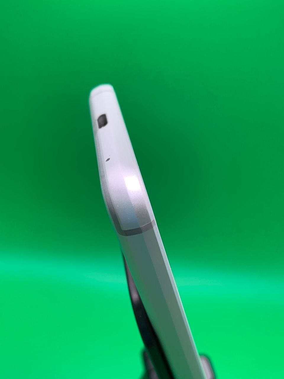 ムスビー｜☆美品 AQUOS sense3 64GB SIMフリー docomo ○【AQUOS