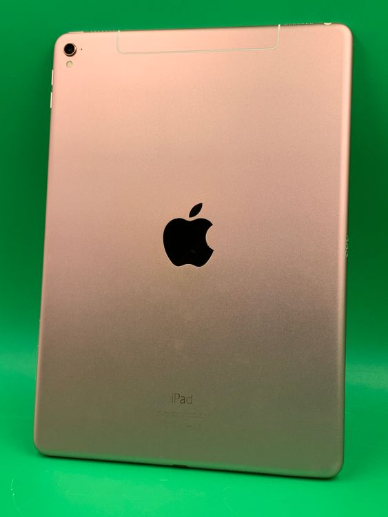 ����� iPad Pro 9.7����� Wi-Fi+Cellular 32GB KDDI ��