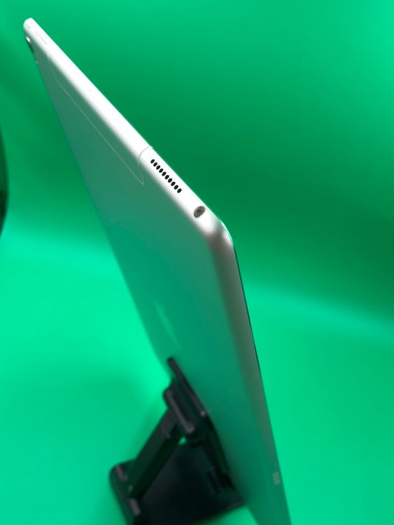 ������ iPad Pro 12.9����� ��2���� Wi-Fi+Cellular 64GB