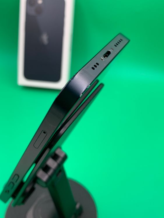 ���Хåƥ꡼���� iPhone 13 256GB �ߥåɥʥ��� SIM�ե꡼