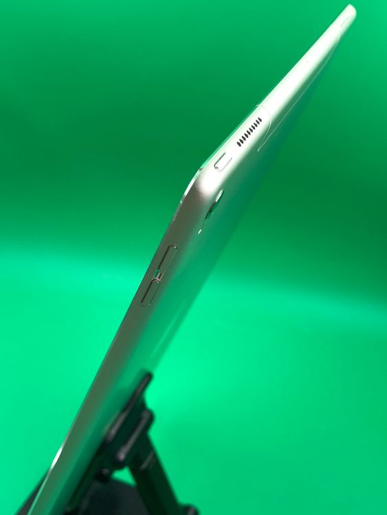 ������ iPad Pro 12.9����� ��2���� Wi-Fi+Cellular 64GB