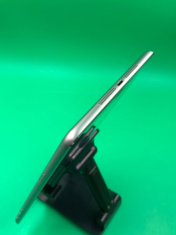 ������ iPad mini ��3���� Wi-Fi + Cellular 16GB Softbank��