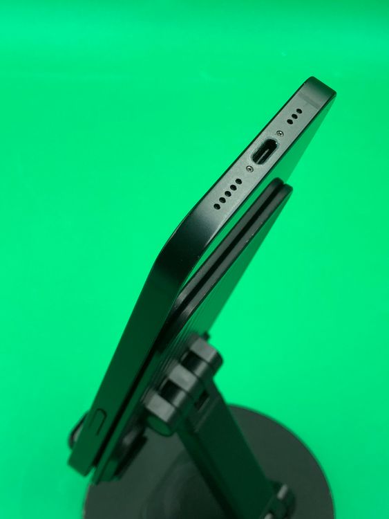 ����� iPhone 16e 128GB �֥�å� SIM�ե꡼ ��������100%