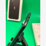 ������ iPhone 11 256GB �֥�å� SIM�ե꡼ ��������100% au ��