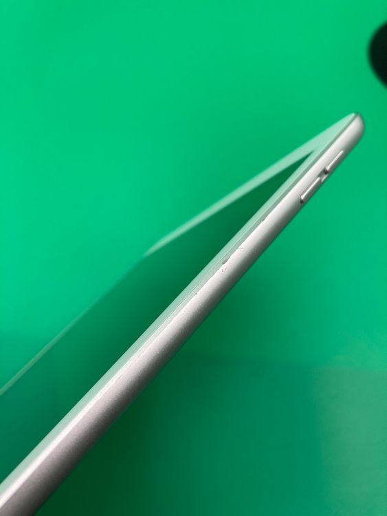  iPad 8 Wi-Fi 32GB С