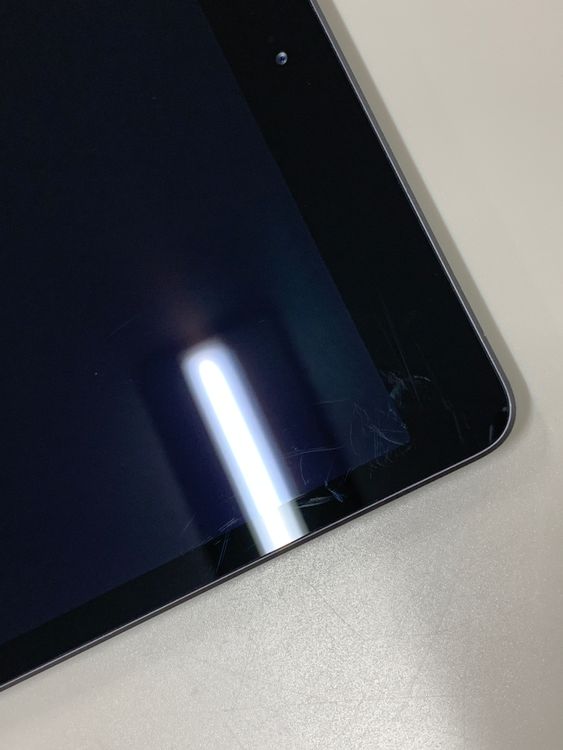 ����� iPad ��7���� Wi-Fi 32GB ���ڡ������졼 ��������99%