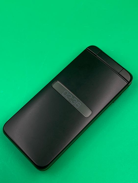 �����礤���� GRATINA KYF39 4GB �֥�å� SIM�ե꡼ KDDI ��